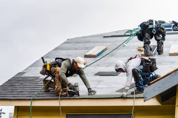 Professional Gutter Installation technician working in Merrill, OR